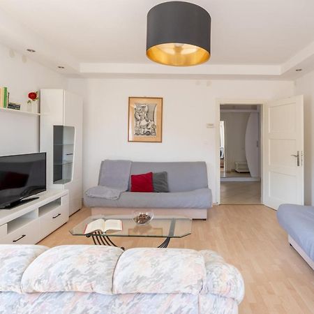 Apartmani&Soba Mimi Rovinj Exteriör bild