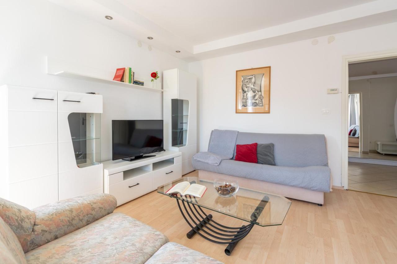 Apartmani&Soba Mimi Rovinj Exteriör bild