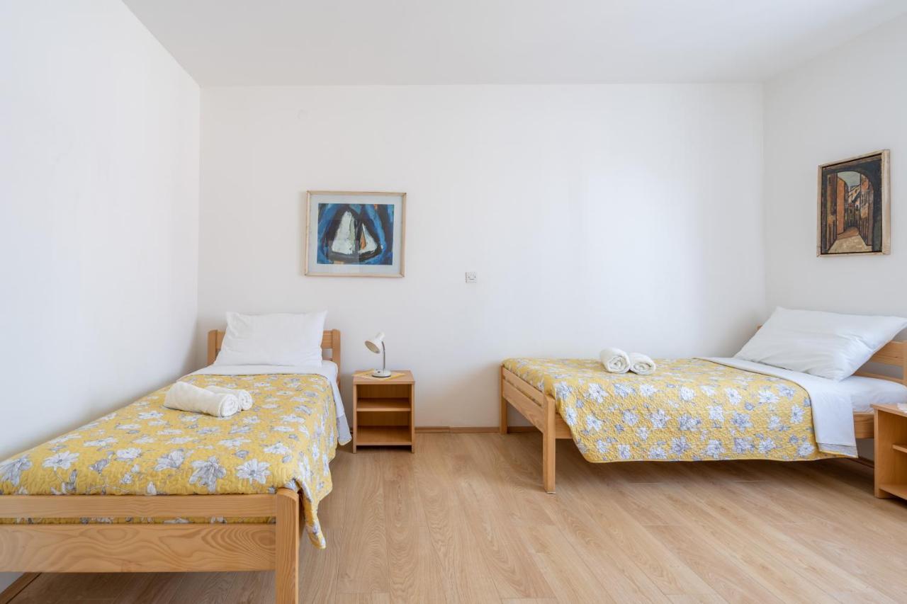 Apartmani&Soba Mimi Rovinj Exteriör bild
