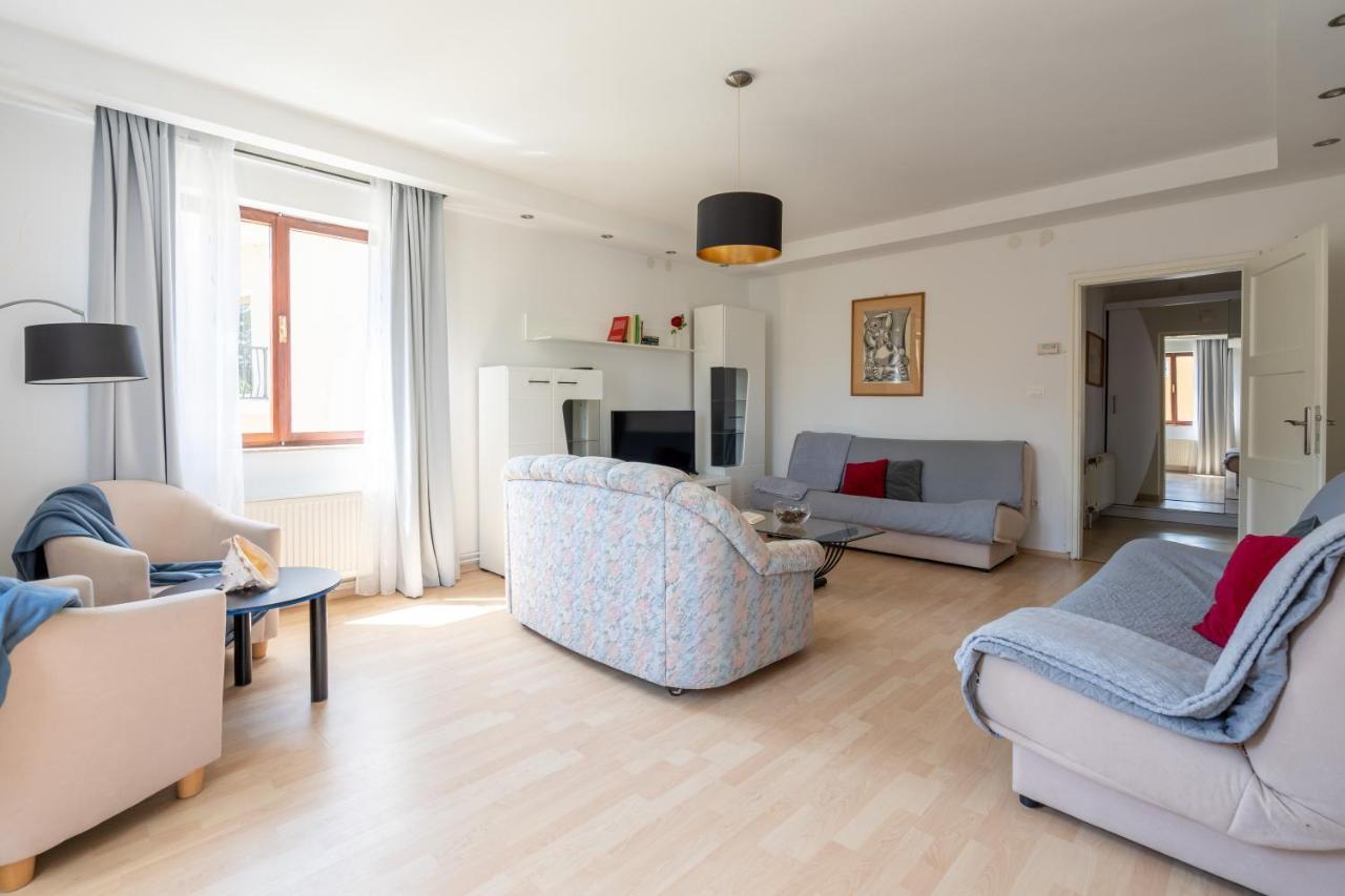 Apartmani&Soba Mimi Rovinj Exteriör bild