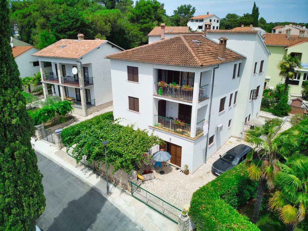 Apartmani&Soba Mimi Rovinj Exteriör bild
