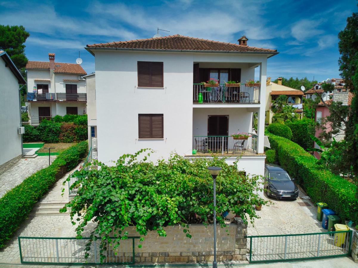 Apartmani&Soba Mimi Rovinj Exteriör bild