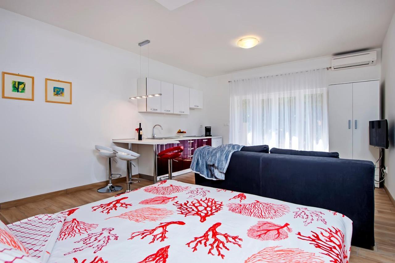 Apartmani&Soba Mimi Rovinj Exteriör bild
