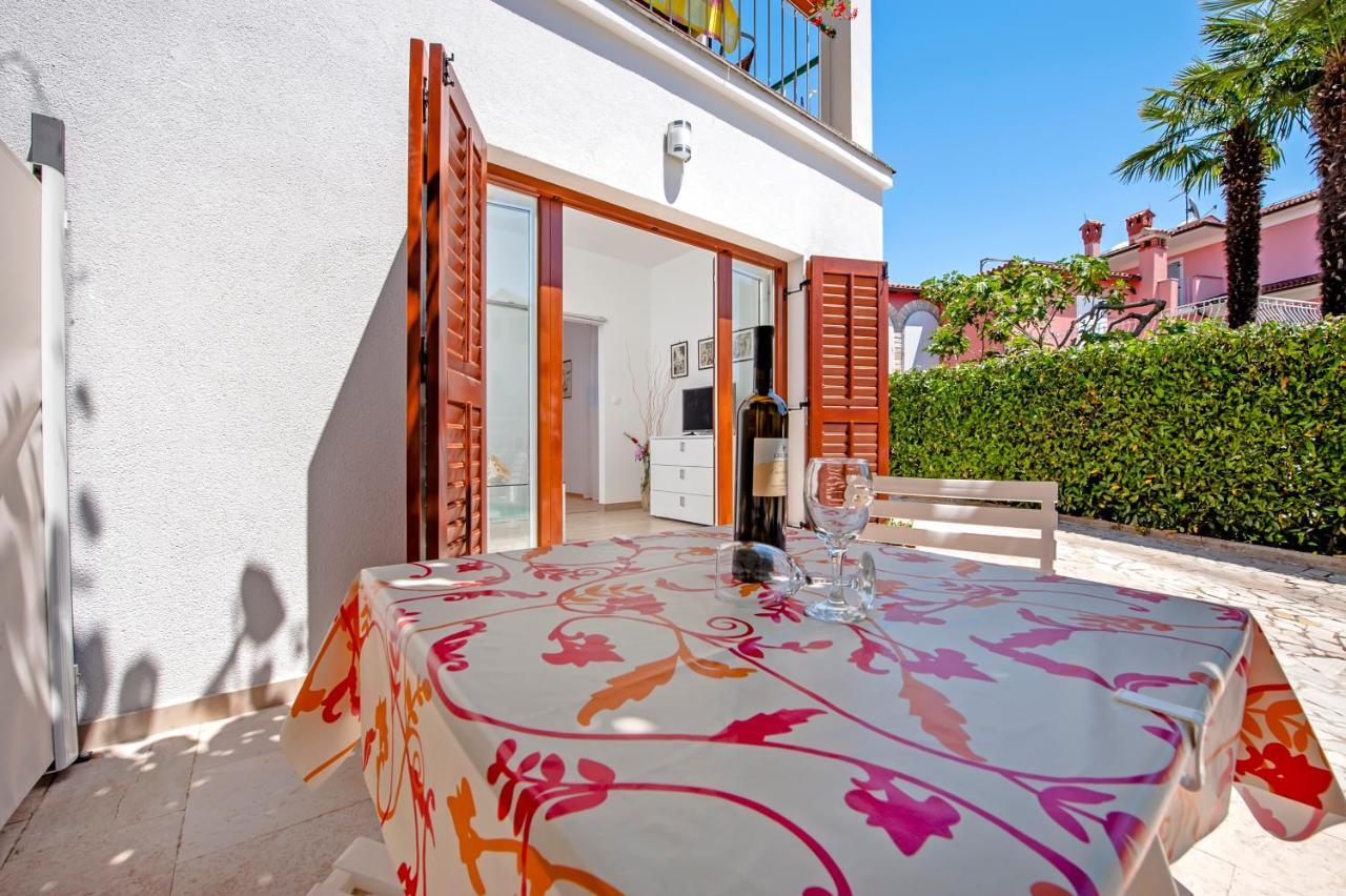 Apartmani&Soba Mimi Rovinj Exteriör bild