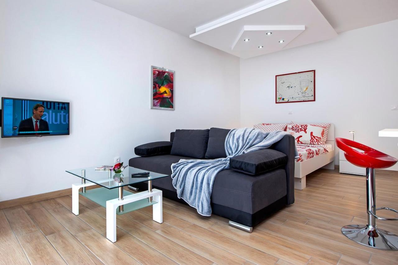 Apartmani&Soba Mimi Rovinj Exteriör bild