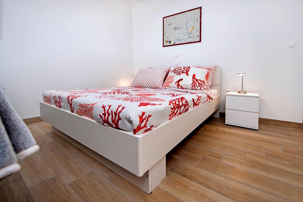 Apartmani&Soba Mimi Rovinj Exteriör bild