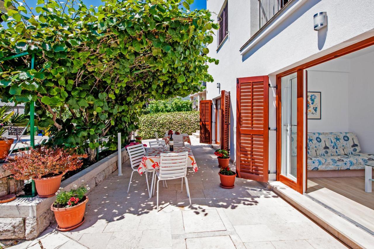 Apartmani&Soba Mimi Rovinj Exteriör bild